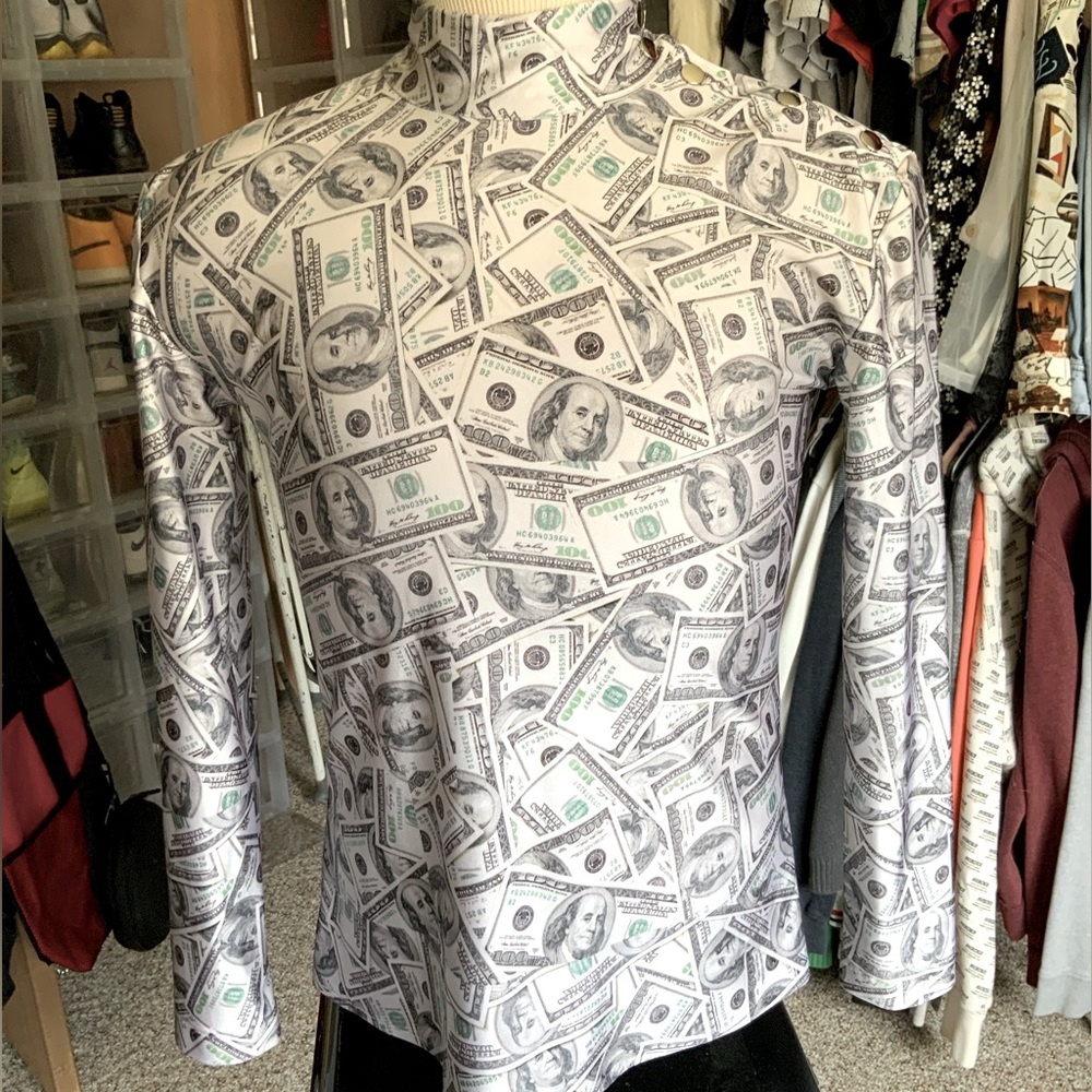 Money Suit